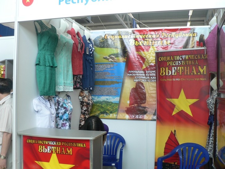 Вьетнам принял участие в «Курской Коренской ярмарке-2015» - ảnh 1